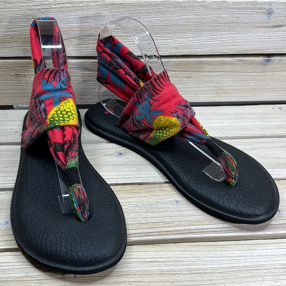 Sanuk Yoga Sling Sandals - Tropical Pattern Size 8